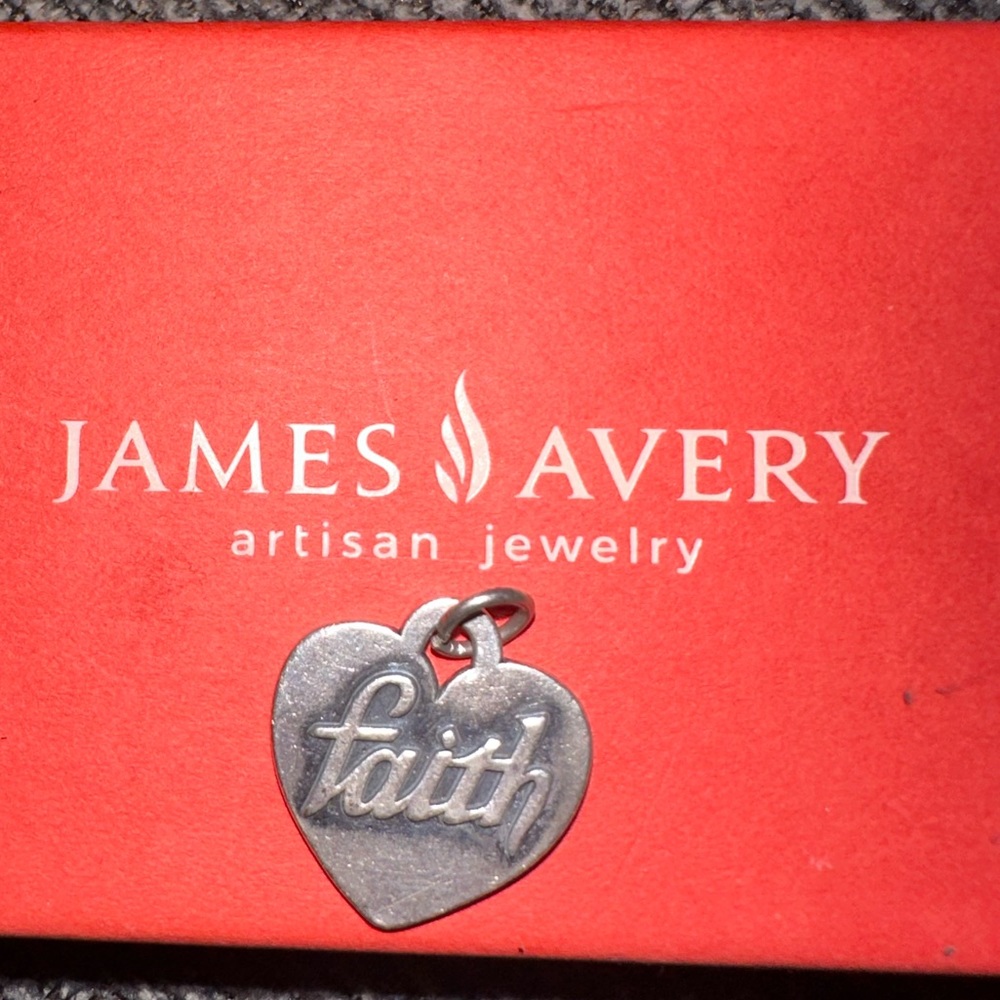 Retired James Avery Faith Heart Charm Gem